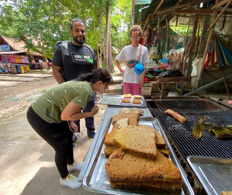 Siem Reap: Full-Day Kulen Waterfall and 1000 Lingas Tour - Common questions