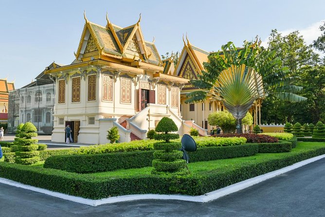A Half Day Tour in Phnom Penh City - Key Points