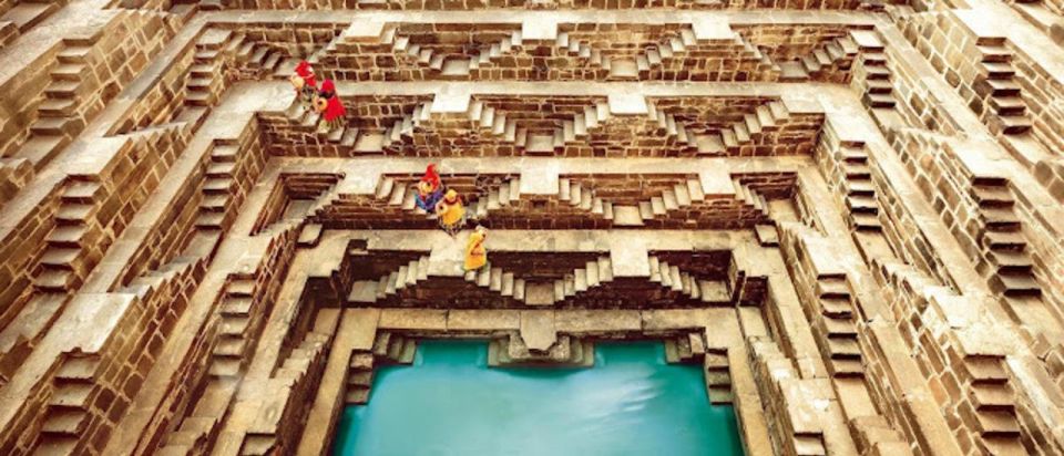 Abhaneri Step Well & Fatehpur Tour With Agra to Jaipur Drop - Key Points