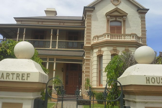 Adelaide Walking Tour: East End Escapade - Key Points