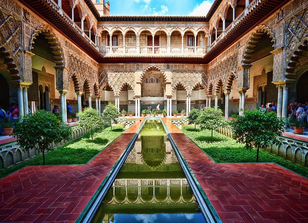 Alcazar and Cathedral of Seville Tour With Skip the Line Tickets - Just The Basics