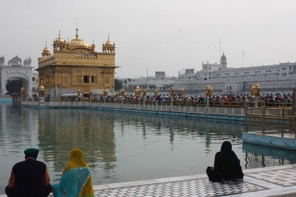 Amritsar: Small Group Sightseeing Tour With Wagah Border - Sightseeing Activities
