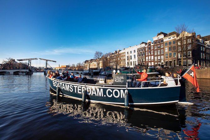 Amsterdam Canal Cruise With Live Guide and Unlimited Drinks - Key Points