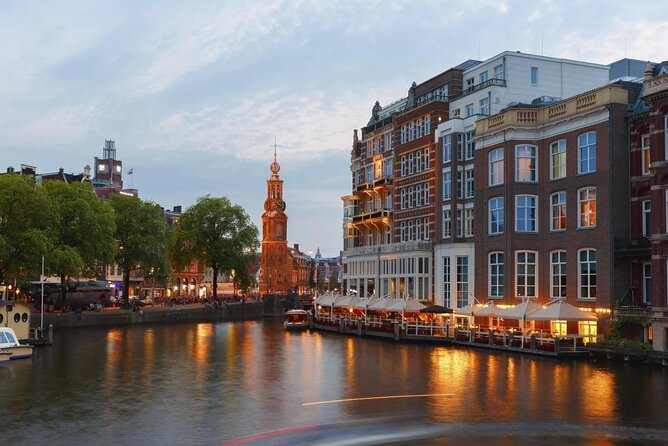 Amsterdam: Covered Light Festival Cruise With Unlimited Drinks - Key Points