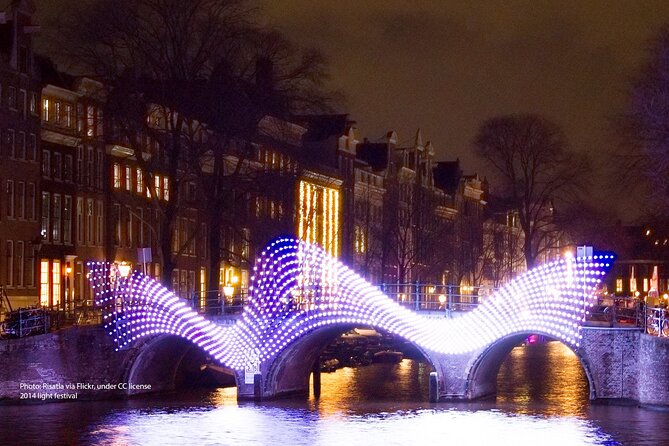 Amsterdam Light Festival: Winter Bike Tour 1.5h - Tour Overview