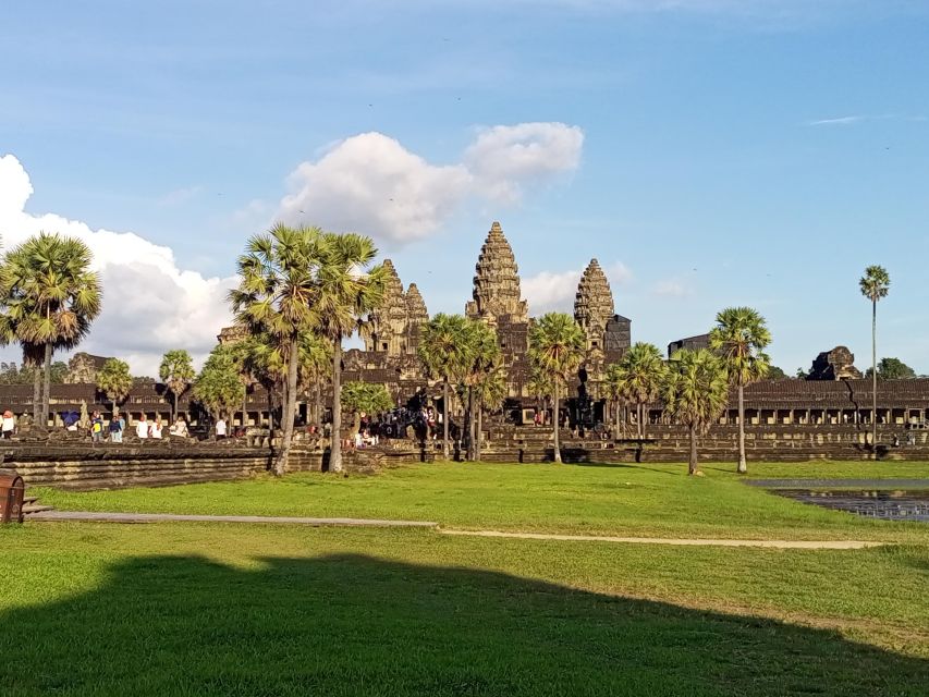 Angkor Adventure Small Group Private Tour - Key Points