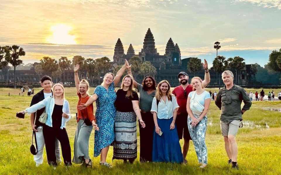 Angkor Sunrise Temple Tour With Angkor Wat, Bayon & Ta Prohm - Key Points
