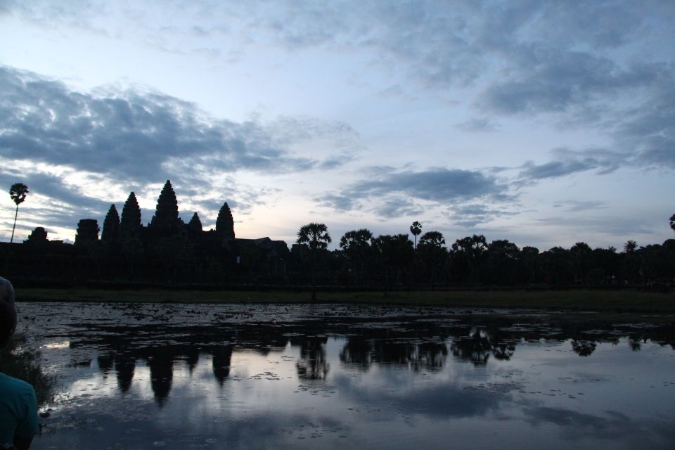 Angkor Wat Full-Day Private Tour With Sunrise - Key Points