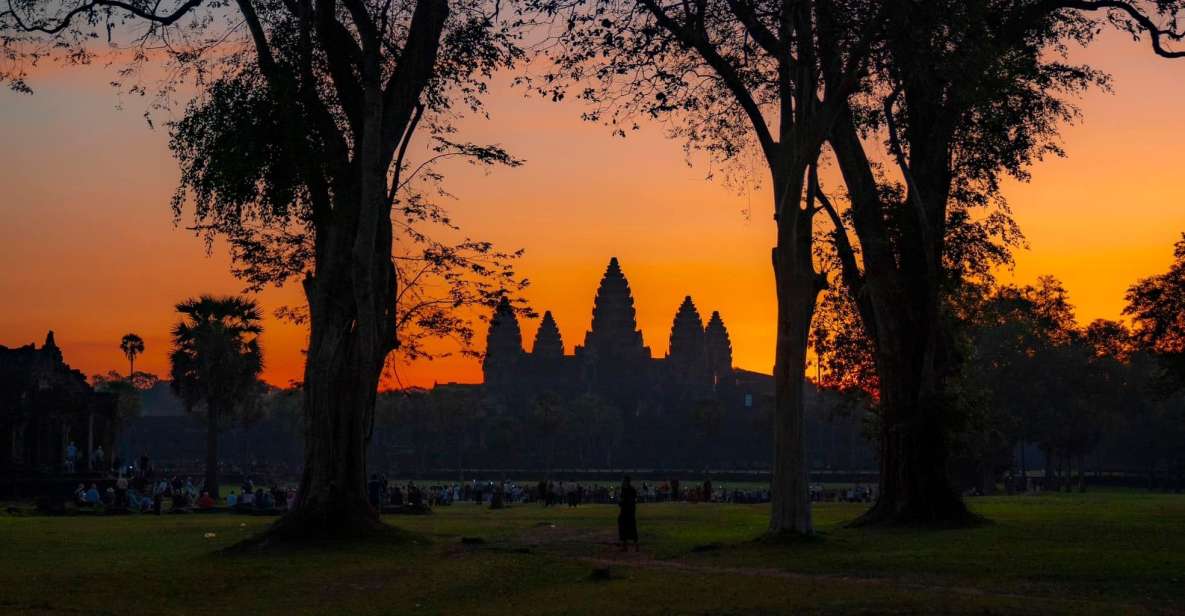 Angkor Wat: Highights With Sunrise 2 Days Small Group - Key Points