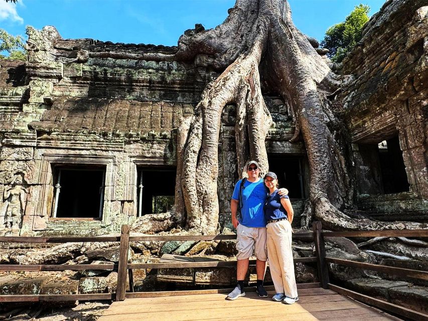 Angkor Wat : Small-Group Sunrise Tour Guided Day Tour - Key Points