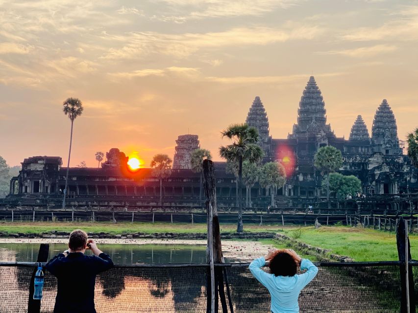 Angkor Wat Sunrise, Angkor Thom, Bayon, Ta Prohm Share Tour - Key Points