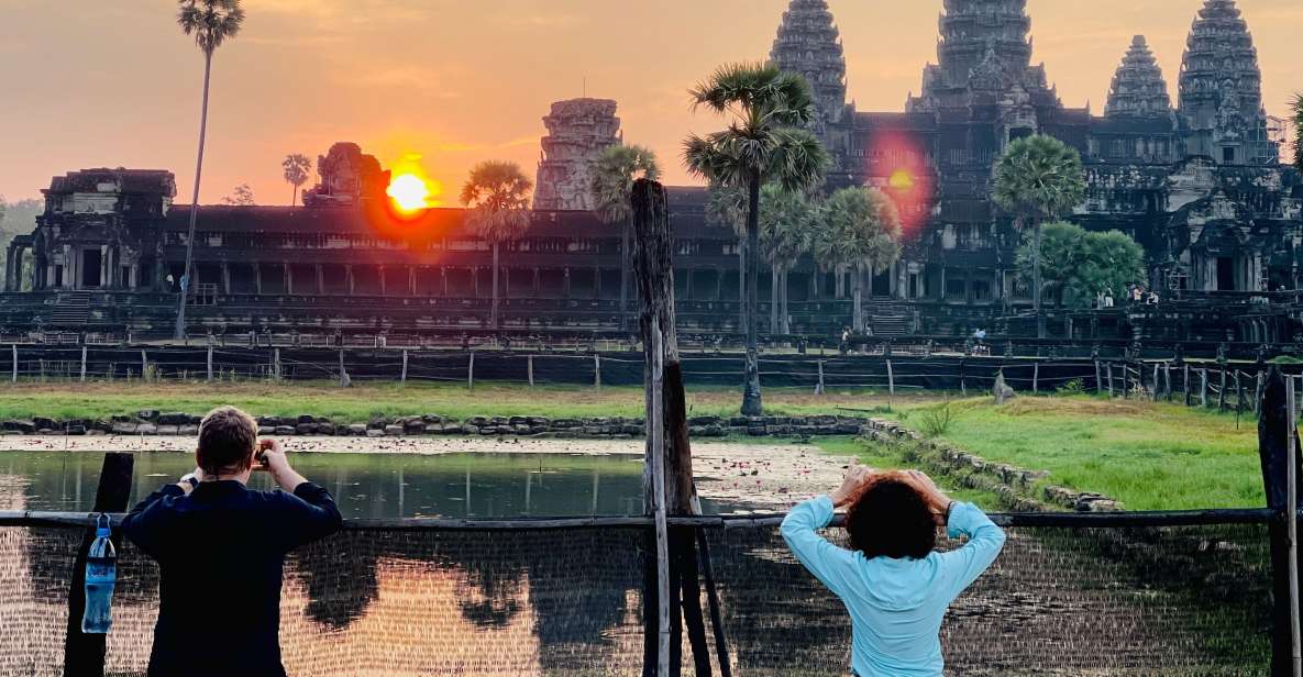 Angkor Wat Sunrise Tour in Siem Reap Small-Group - Key Points