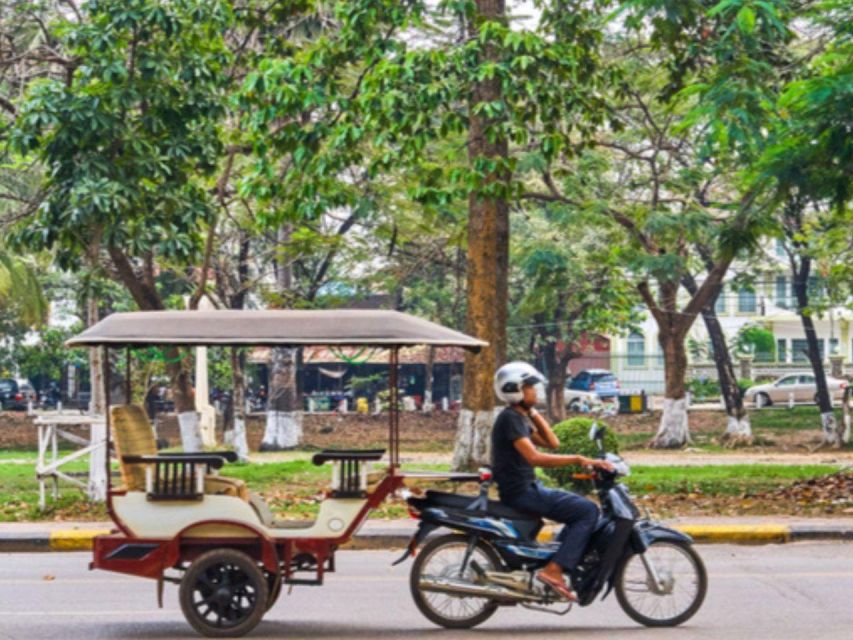 Angkor Wat Tour by Tuk-Tuk With English Speaking Driver - Key Points