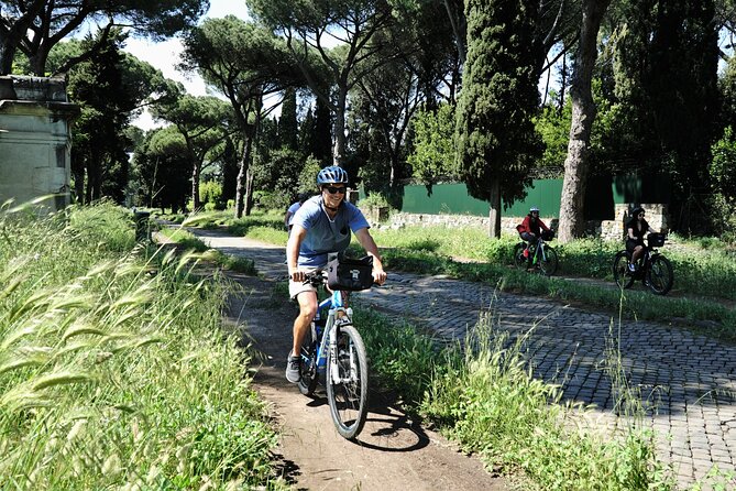 Appian Way, Catacombs and Aqueducts Park Tour With Top E-Bike - Key Points