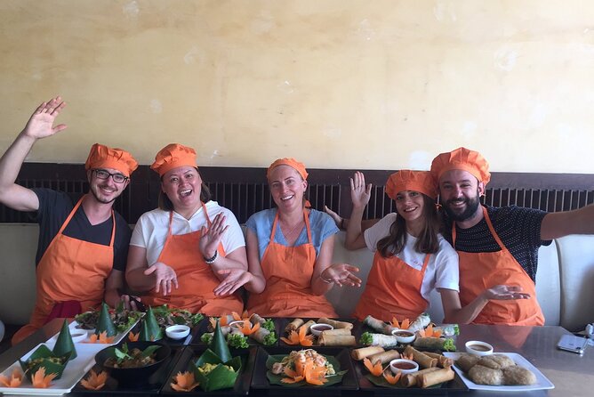 Award-Winning Cooking Class Experience With Professional Teacher - Key Points