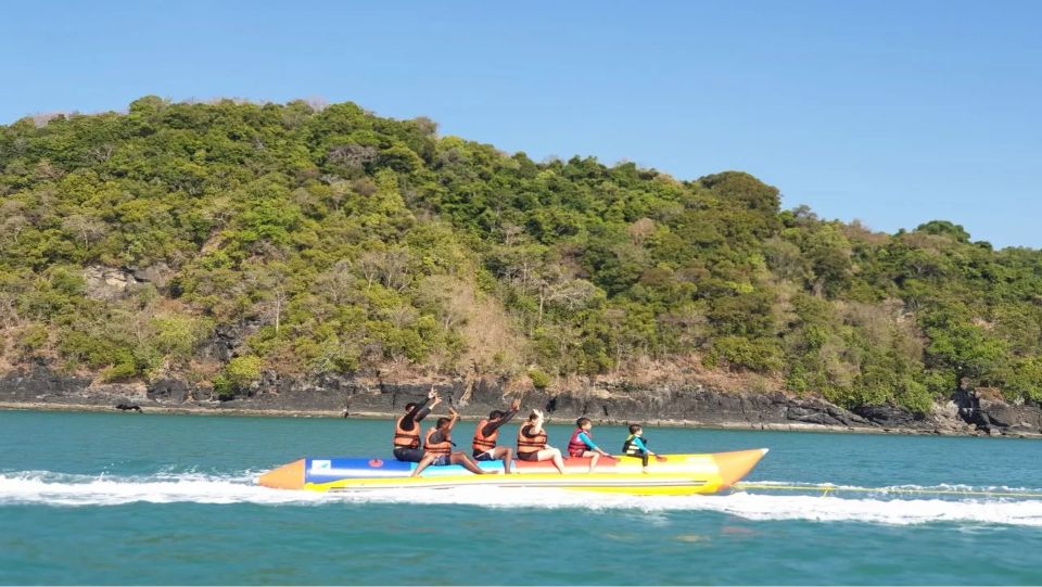 Banana Boat Ride & Clear Kayak Experience in Coron Palawan - Key Points