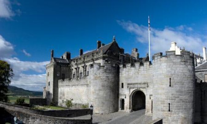 Bannockburn and Stirling Castle Private Tour Departing Glasgow - Key Points