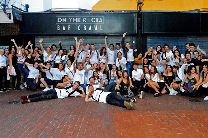 Barcelona Pub Crawl With Free Shots and Free Club Entry - Just The Basics