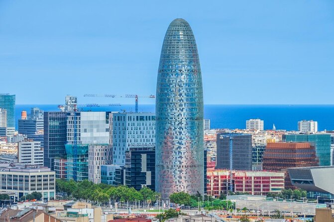 Barcelona: Urbanism and Contemporary Architecture Walking Tour - Key Points