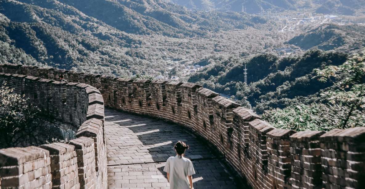 Beijing Layover Tour To Great Wall of China - Just The Basics