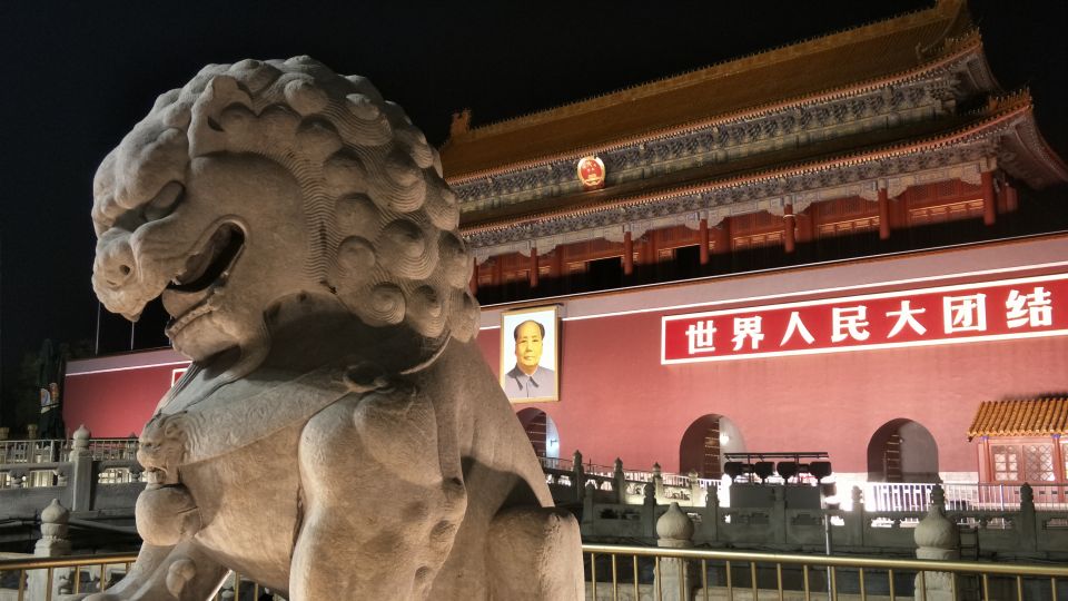 Beijing: Private Sightseeing Nighttime Tour With Transfer - Just The Basics