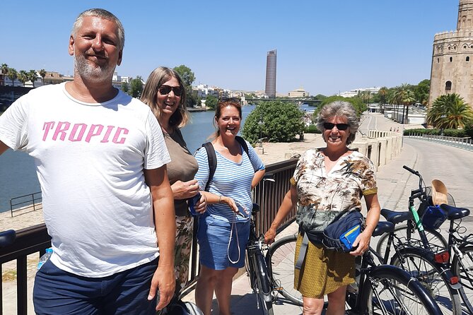 Bike Rental in Seville City Centre. 2 Different Locations - Key Points