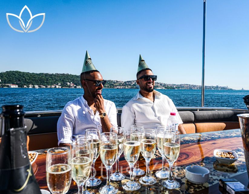 Bosphorus: Highlights Private Yacht Cruise - Key Points