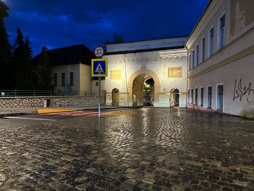Brasov Old Town - 2-3 Hours Walking Tour - Historical Landmarks
