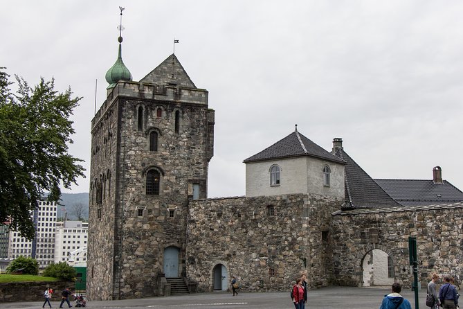 Brilliant Bergen Self-Guided Audio Tour - Tour Overview