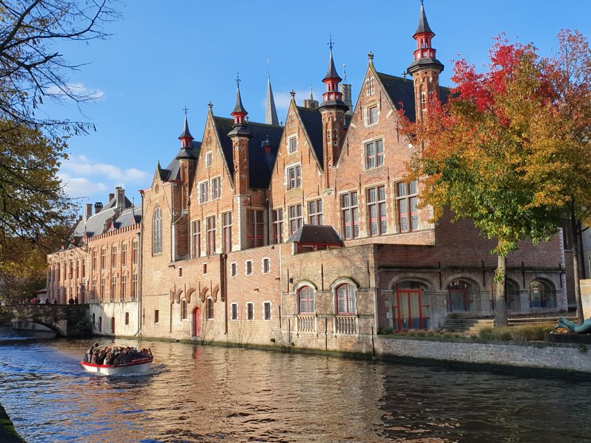 Bruges by Bike With Family and Friends! - Key Points