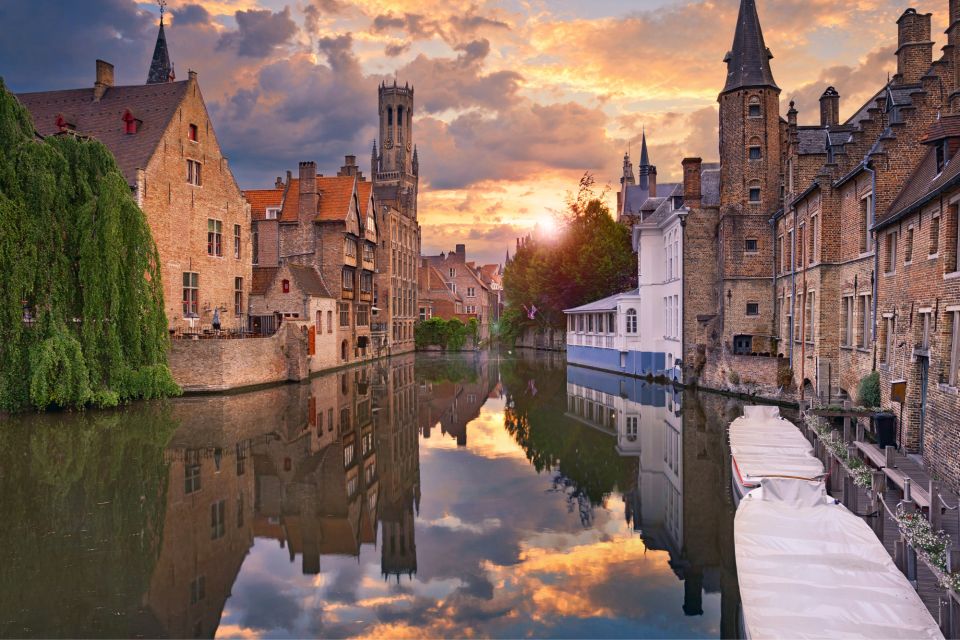 Bruges: Self-Guided Highlights Scavenger Hunt & Walking Tour - Key Points