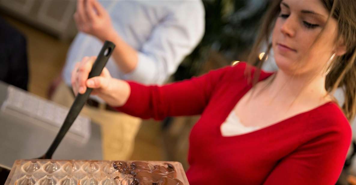 Brussels: Chocolate Workshop and Guided Walking Tour - Key Points