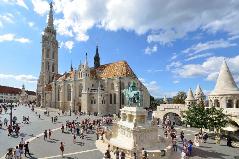 Budapest: 3-Hour Grand City Tour and Castle Walk - Tour Duration and Highlights