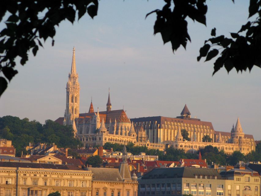 Budapest: 3-Hour Walking Tour of Pest With a Historian - Key Points