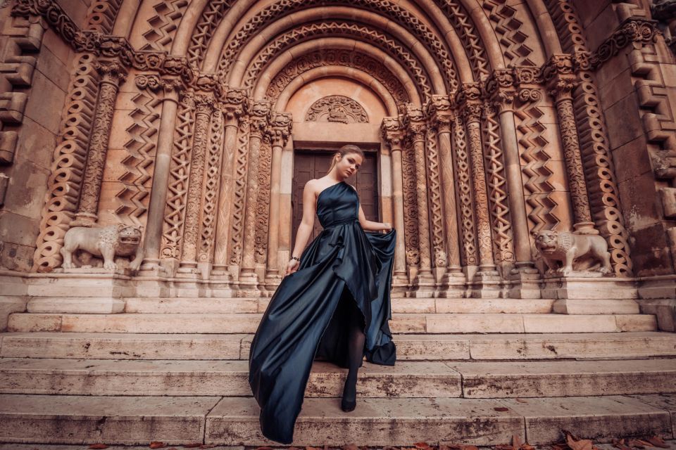 Budapest: Photo Shoot in Italian at Fisherman's Bastion - Key Points