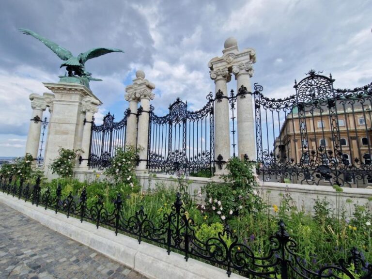 Budapest: Private Deluxe Tour With a Native, in Spanish