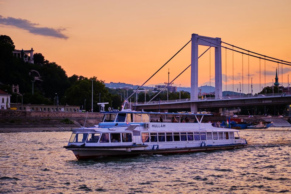 Budapest: Spring Sightseeing Cruise - Key Points