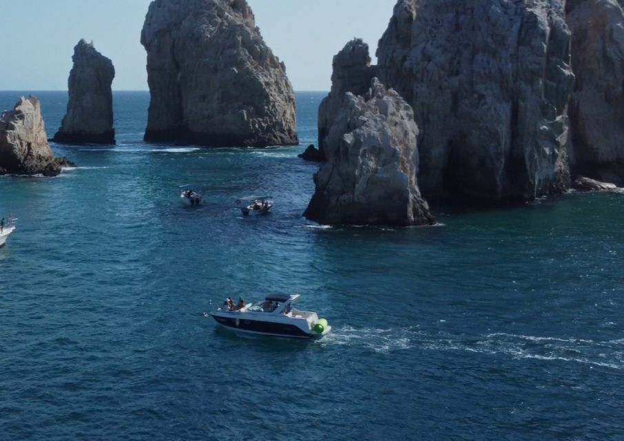 Cabo San Lucas: Private Yacht Tour - Key Points