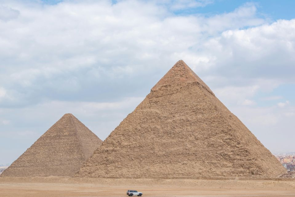 Cairo Layover: Tour to Pyramids, Coptic Cairo & Khan Khalili - Key Points
