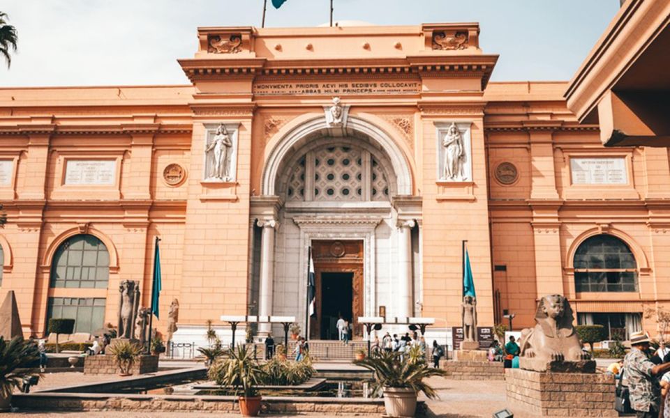 Cairo: National Museum and Egyptian Museum Tour With Lunch - Key Points