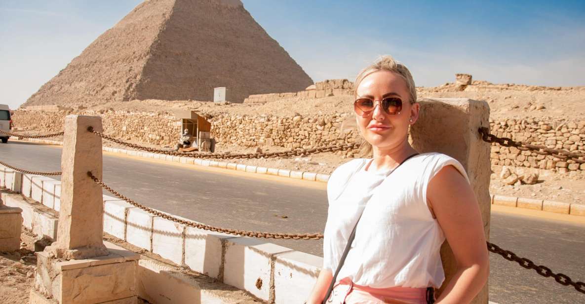 Cairo: Pyramids, Bazaar & Museum With Female Guide - Key Points