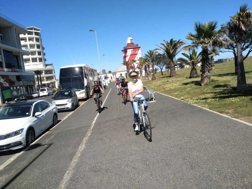 Cape Town Guided City Cycling Heritage Tour - Private Tour - Key Points