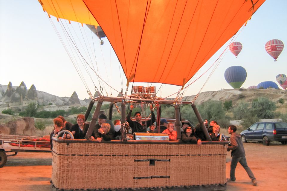 Cappadocia: Discover Sunrise With a Hot Air Balloon - Key Points