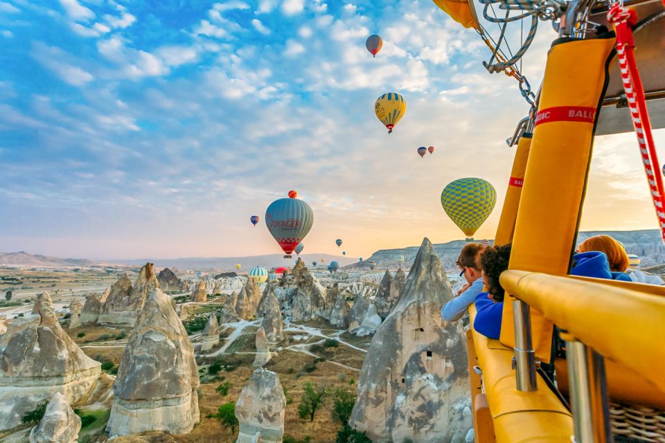 Cappadocia: Fairy Chimneys Balloon Flight With Breakfast - Key Points