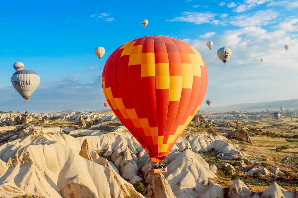 Cappadocia: VIP Hot Air Balloon Tour With Breakfast - Key Points