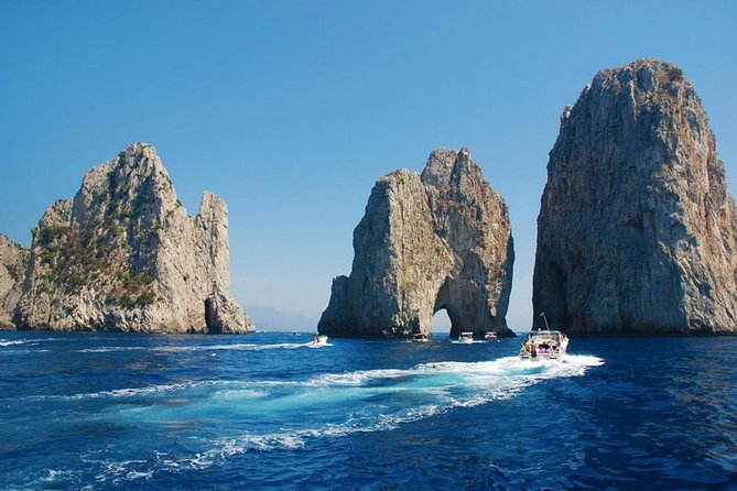 Capri Boat and Walking - Key Points