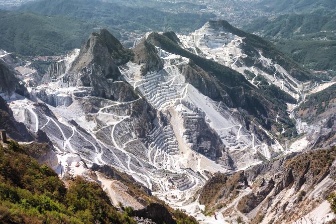 Carrara: Exclusive Marble Cave Tour Adventure in a 4x4 - Key Points