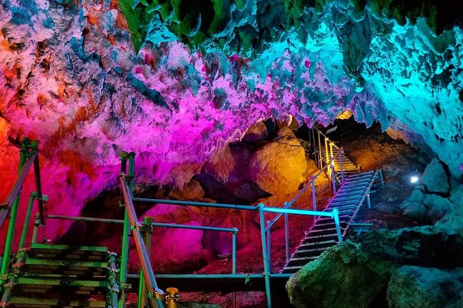 CAVE OKINAWA a Mysterious Limestone CAVE That You Can Easily Enjoy! - Key Points
