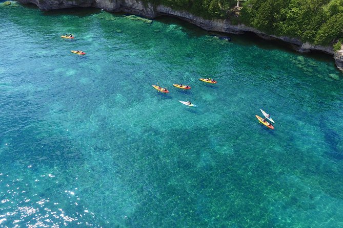 Cave Point Kayak Tour - Just The Basics