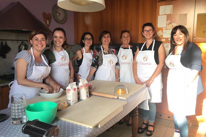 Cesarine: Pasta & Tiramisu Class at a Locals Home in Venice - Key Points